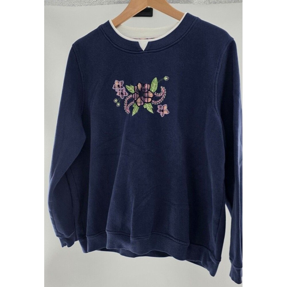 Grandma Sweatshirt layered neckline plaid floral embroiderd floral